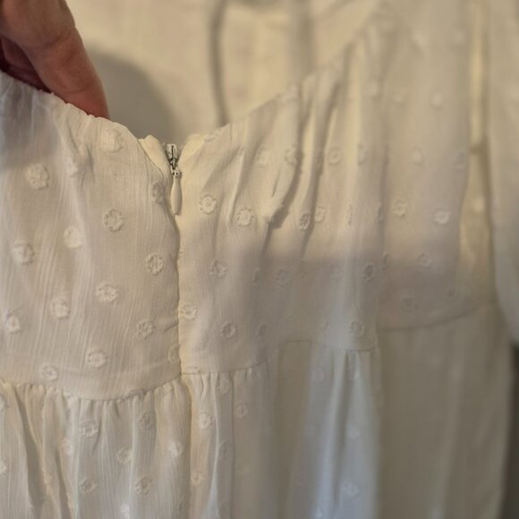 NWT Lulus White Swiss Dot Maxi Dress Size Large - Picture 10 of 14